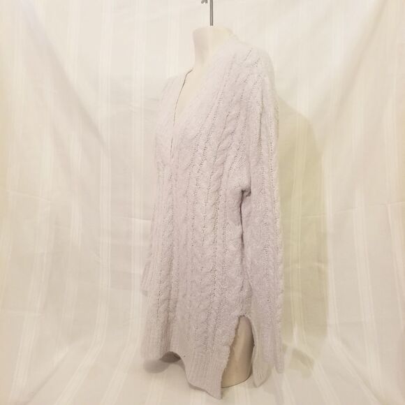 cloth. Grey Cable Knit Sweater Size XS - Picture 3 of 6